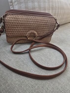 Bueno Woven Tan Crossbody Bag with Gold Ring Detail
